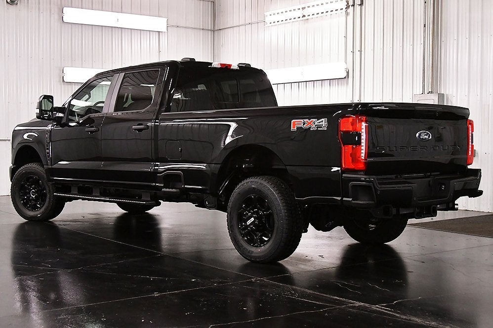 2026 Ford F-350SD XL STX 8' Box