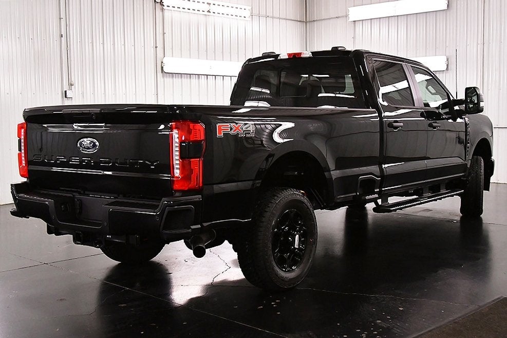 2026 Ford F-350SD XL STX 8' Box