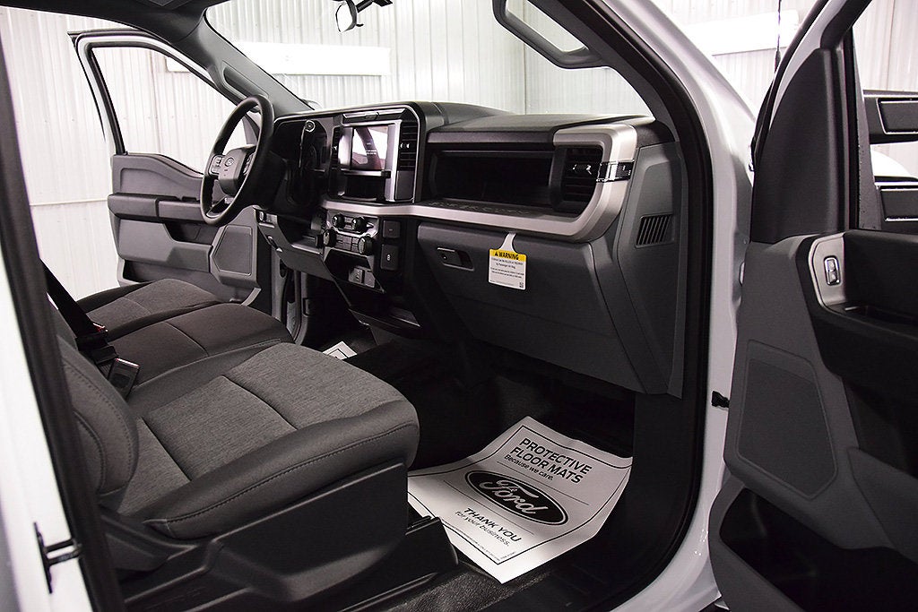 2027 Ford F-350SD XL 6-3/4' Box