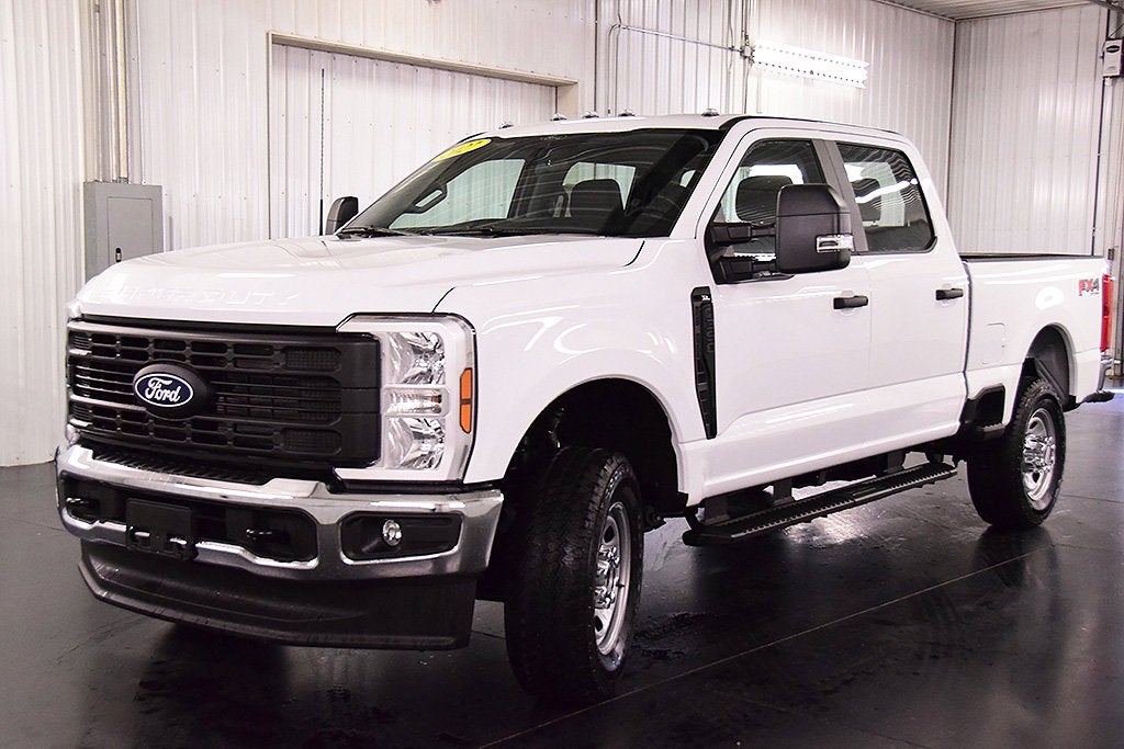 2027 Ford F-350SD XL 6-3/4' Box