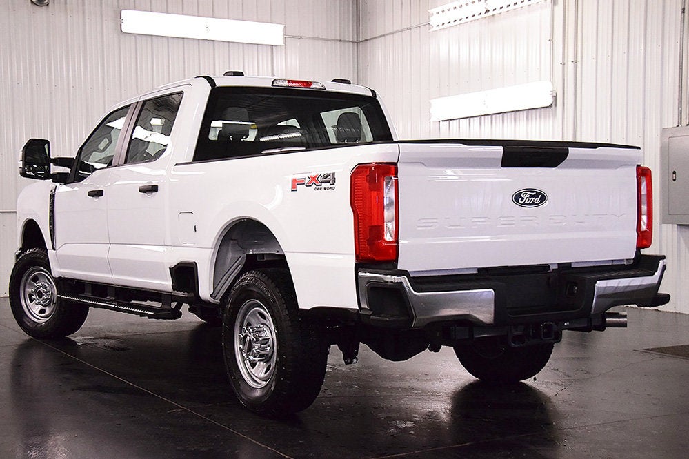 2027 Ford F-350SD XL 6-3/4' Box