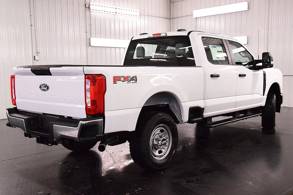 2027 Ford F-350SD XL 6-3/4' Box