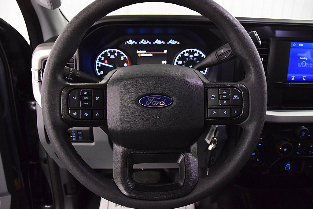 2027 Ford F-350SD XL 8' Box