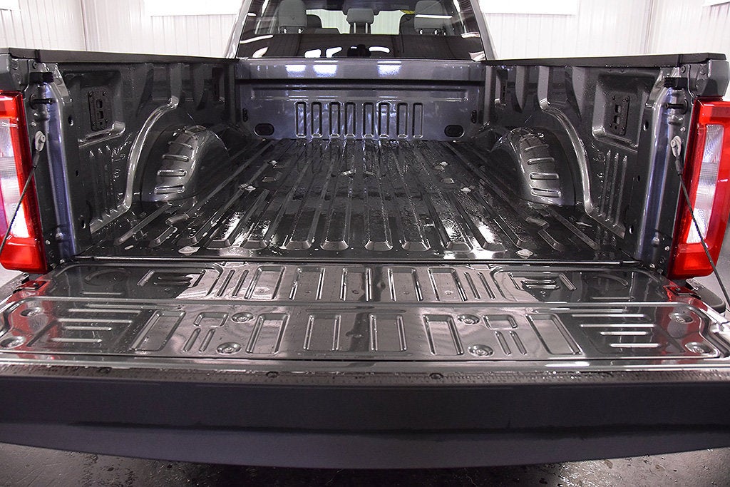 2027 Ford F-350SD XL 8' Box