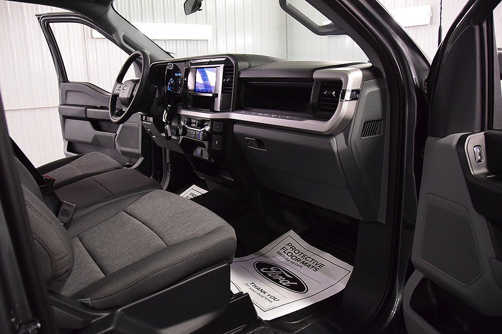 2027 Ford F-350SD XL 8' Box