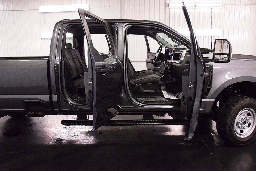 2027 Ford F-350SD XL 8' Box