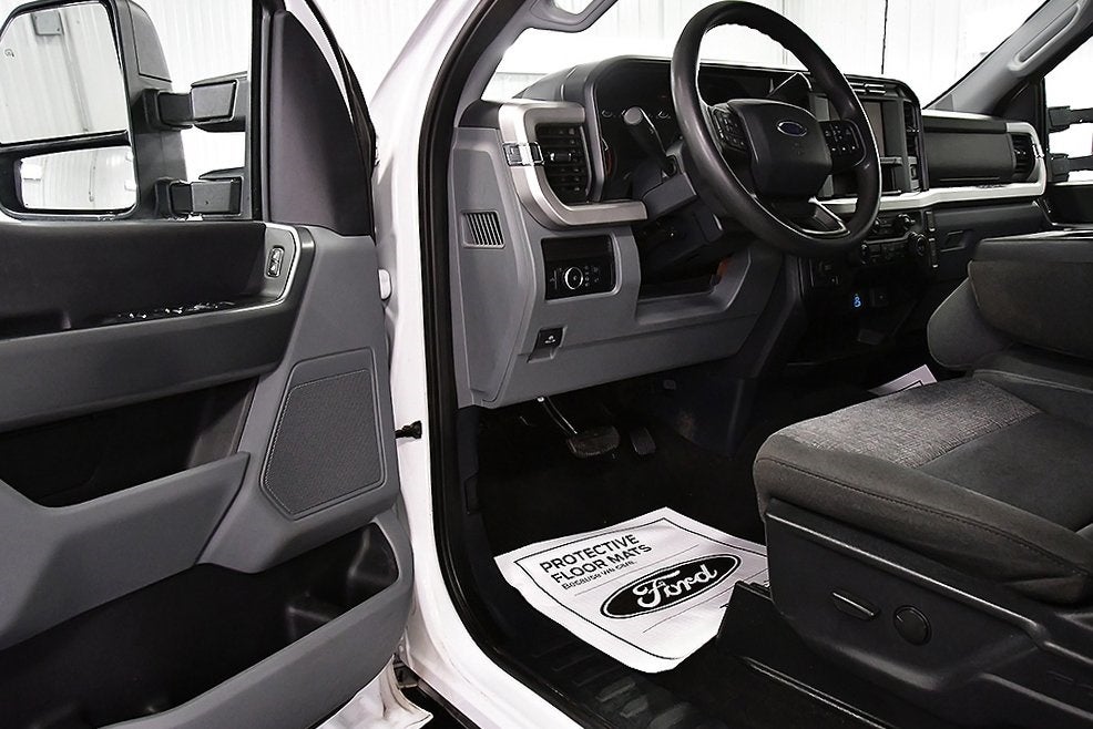 2024 Ford F-350SD XLT 8' Box