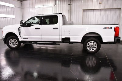2024 Ford F-350SD XLT 8' Box