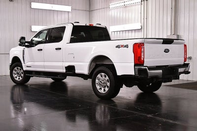 2024 Ford F-350SD XLT 8' Box