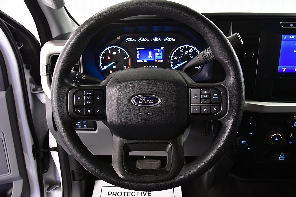 2024 Ford F-350SD XLT 8' Box