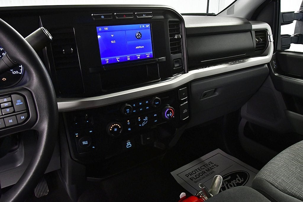 2024 Ford F-350SD XLT 8' Box