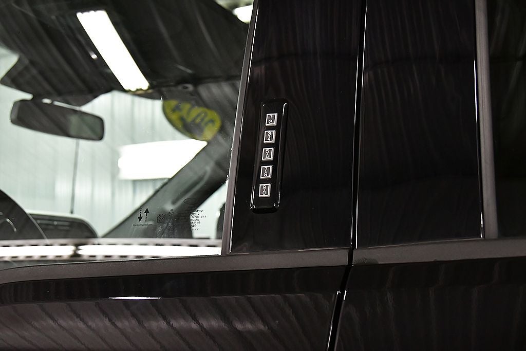 2024 Ford F-350SD Lariat 6-3/4' Box