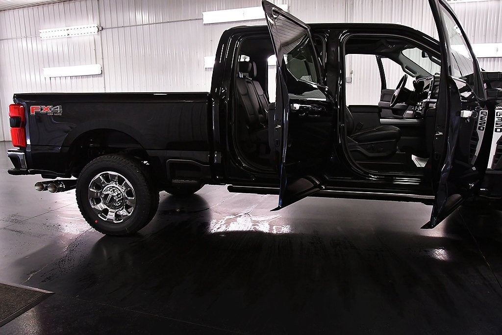 2026 Ford F-350SD Lariat 6-3/4' Box