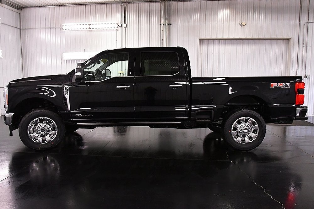 2026 Ford F-350SD Lariat 6-3/4' Box