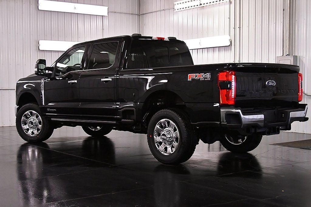 2026 Ford F-350SD Lariat 6-3/4' Box