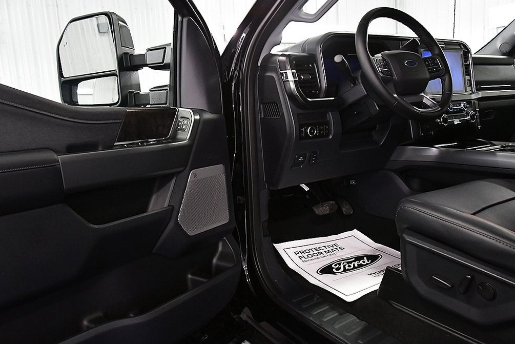 2026 Ford F-350SD Lariat 6-3/4' Box