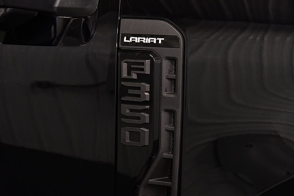 2026 Ford F-350SD Lariat 6-3/4' Box