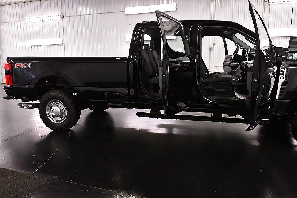 2026 Ford F-350SD XL 8' Box