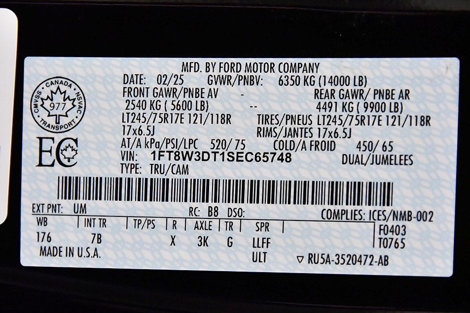 2025 Ford F-350SD Platinum DRW 8' Box