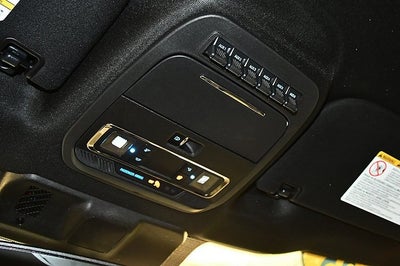 2025 Ford F-350SD Platinum DRW 8' Box