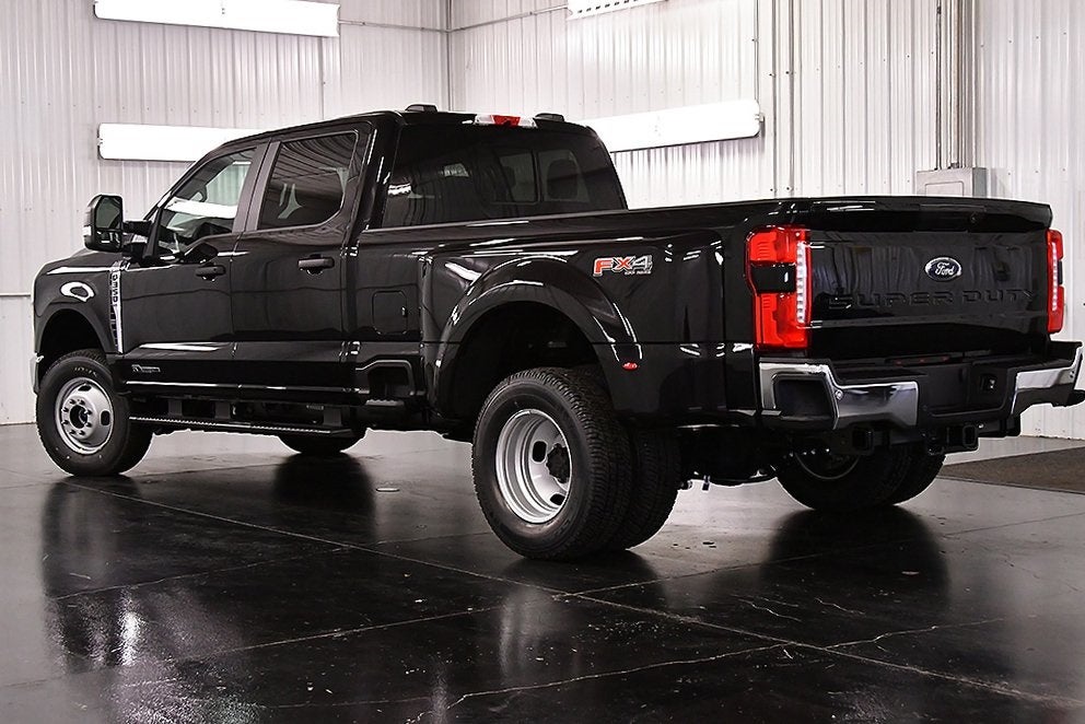2026 Ford F-350SD XL DRW 8' Box