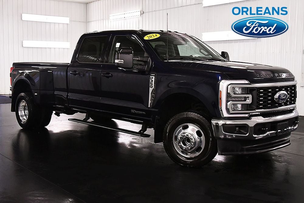2024 Ford F-350SD Lariat DRW 8' Box