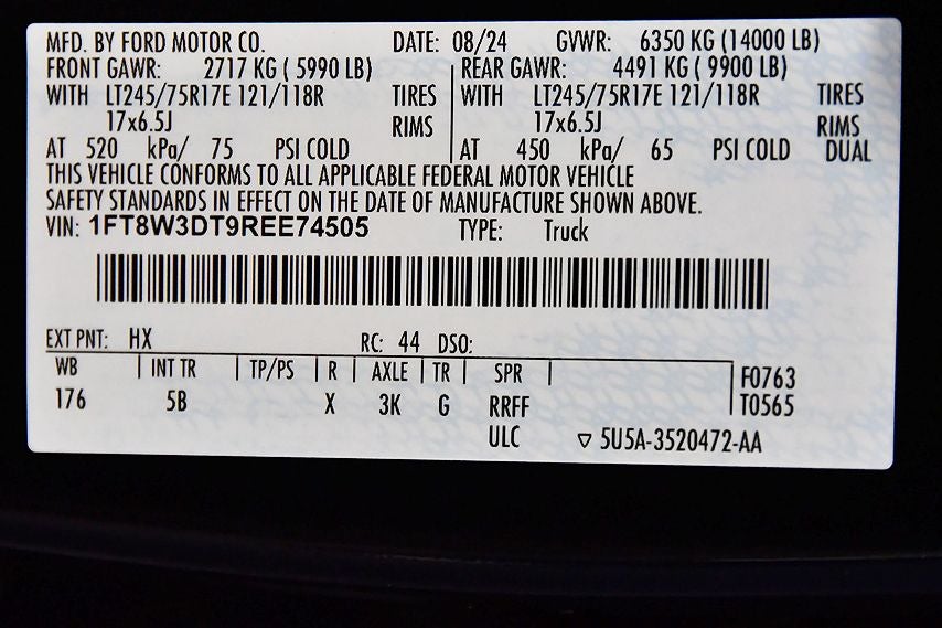2024 Ford F-350SD Lariat DRW 8' Box