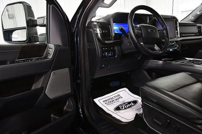 2024 Ford F-350SD Lariat DRW 8' Box
