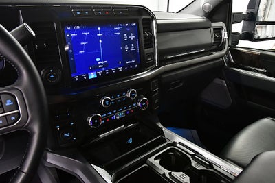 2024 Ford F-350SD Lariat DRW 8' Box