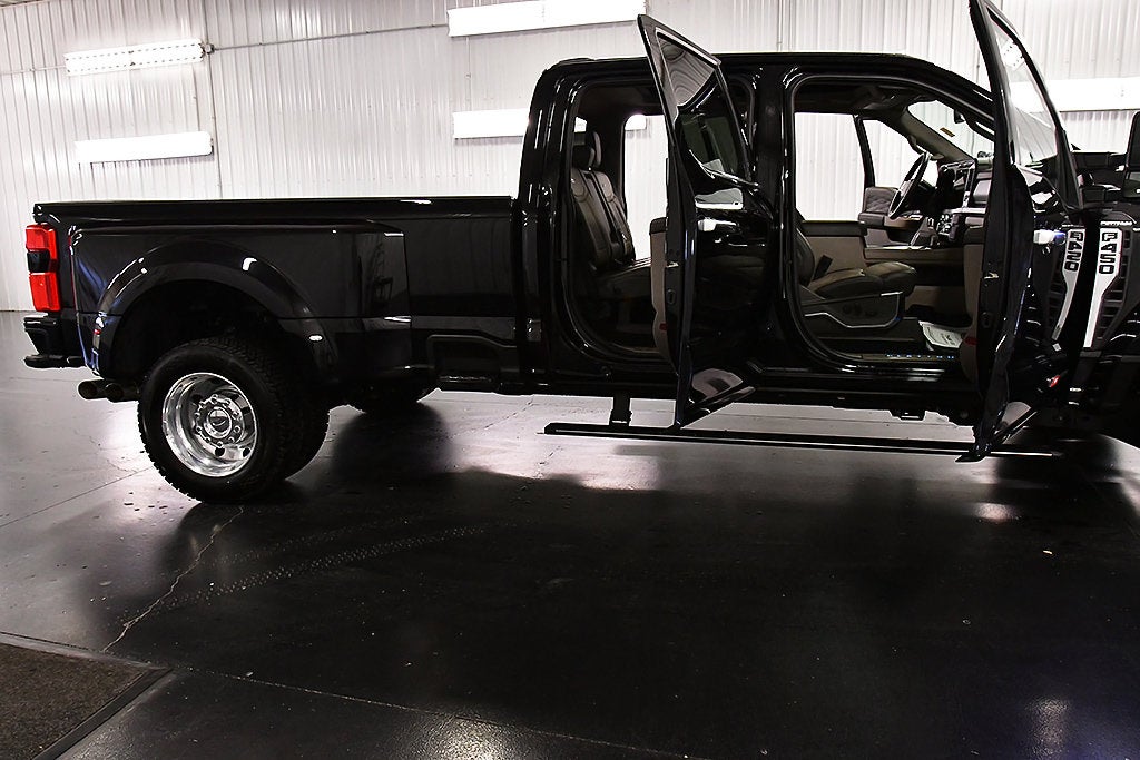 2026 Ford F-450SD Platinum DRW