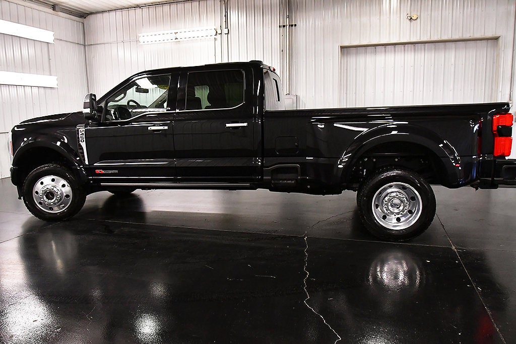 2026 Ford F-450SD Platinum DRW