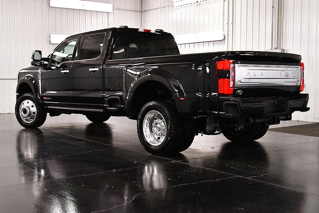 2026 Ford F-450SD Platinum DRW