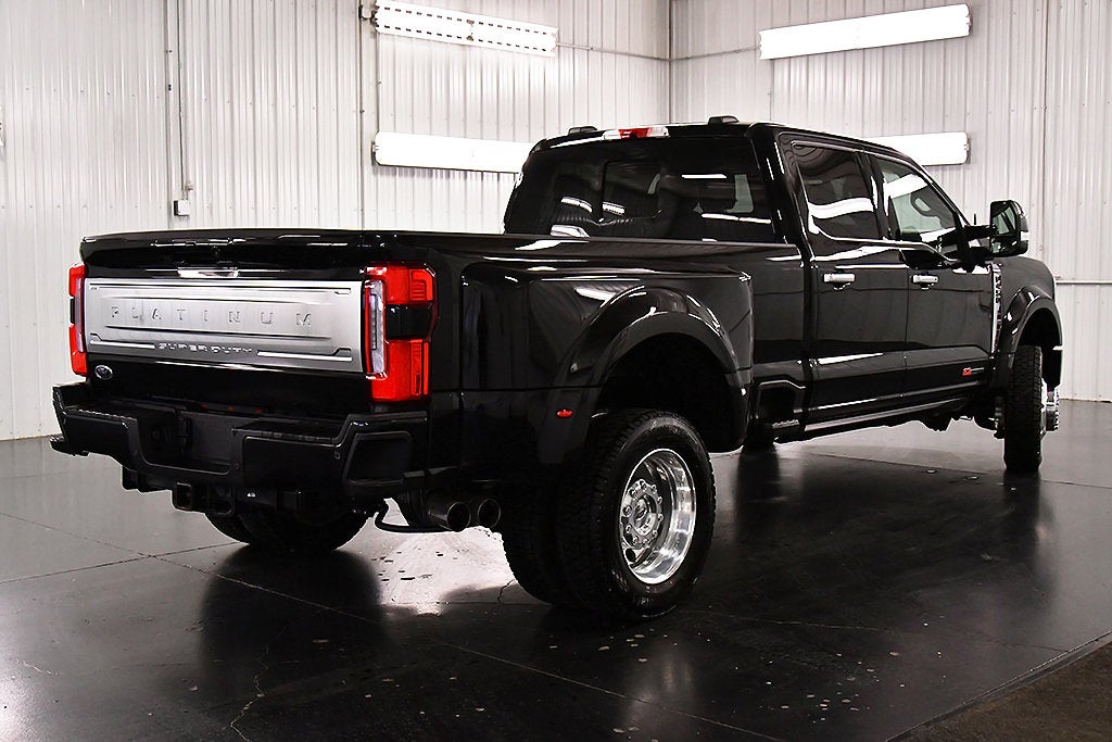 2026 Ford F-450SD Platinum DRW