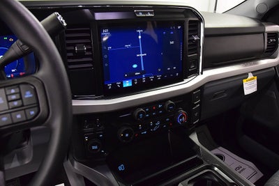 2026 Ford F-450SD XLT DRW 8' Box