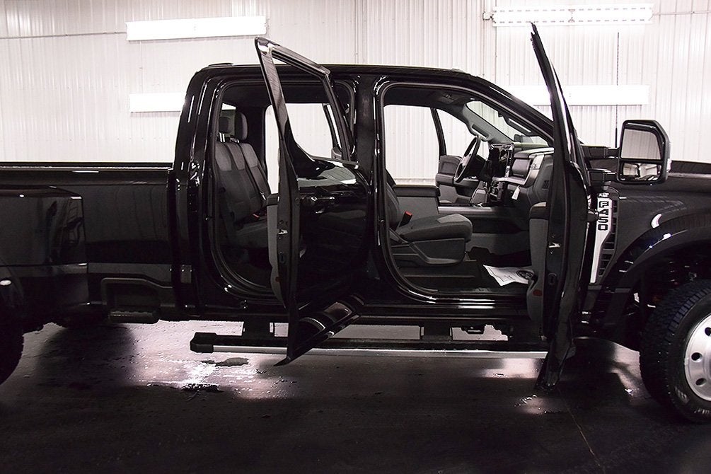 2026 Ford F-450SD XLT DRW 8' Box