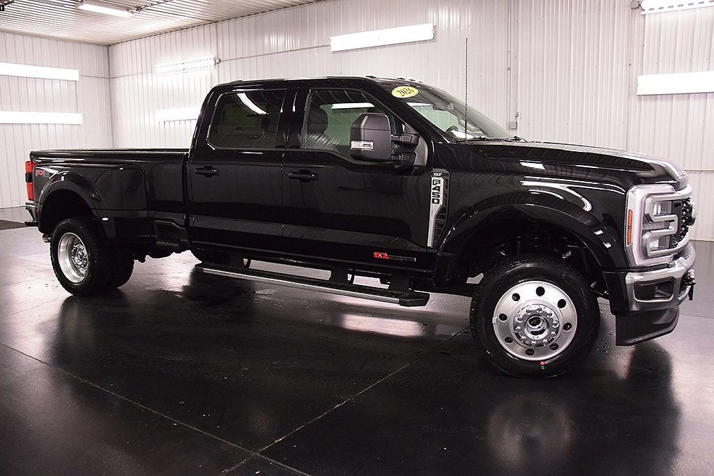 2026 Ford F-450SD XLT DRW 8' Box