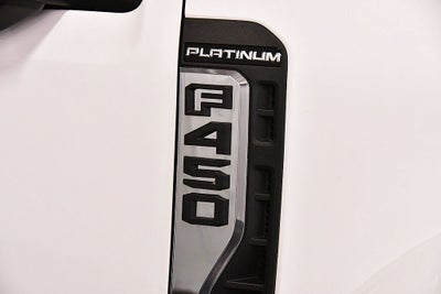 2025 Ford F-450SD Platinum DRW