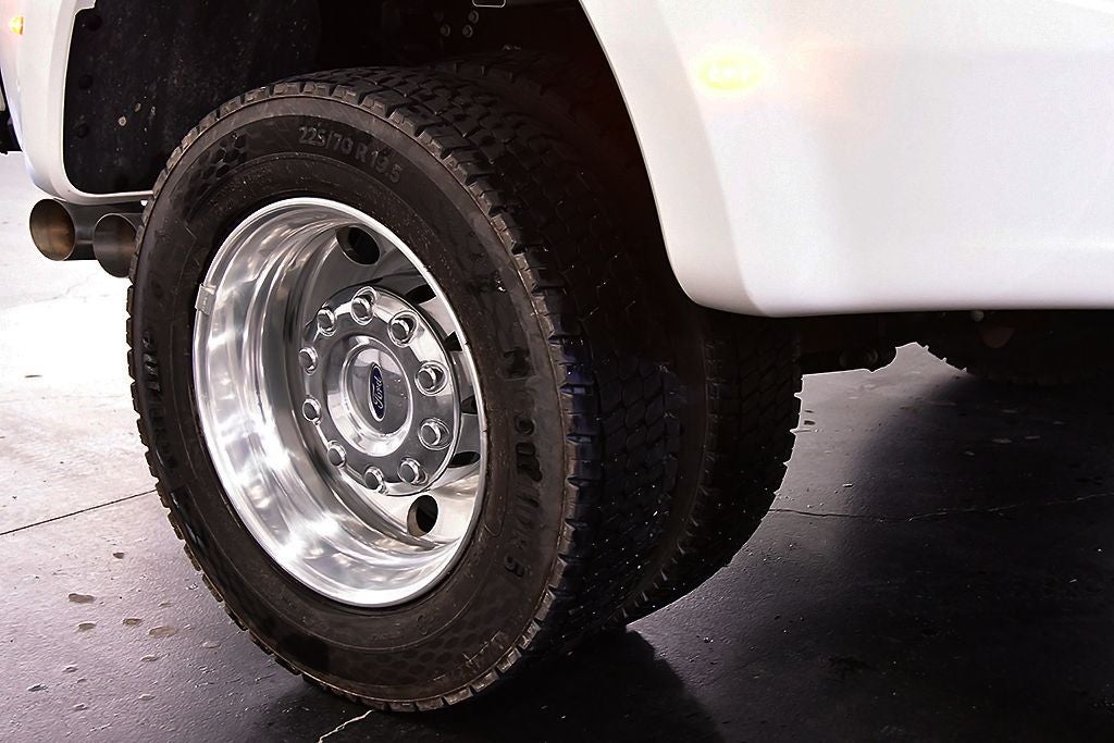 2025 Ford F-450SD Platinum DRW