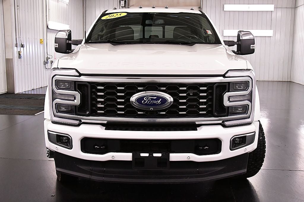 2025 Ford F-450SD Platinum DRW