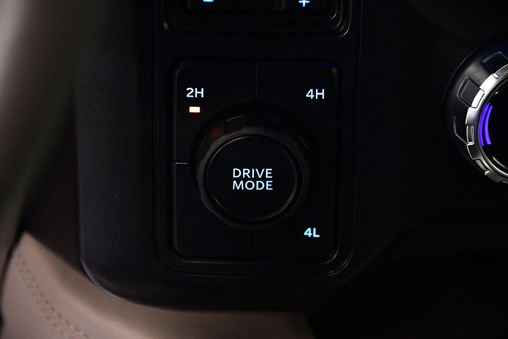 2025 Ford F-450SD Platinum DRW