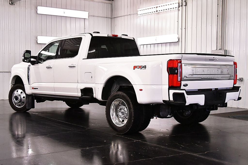 2025 Ford F-450SD Platinum DRW