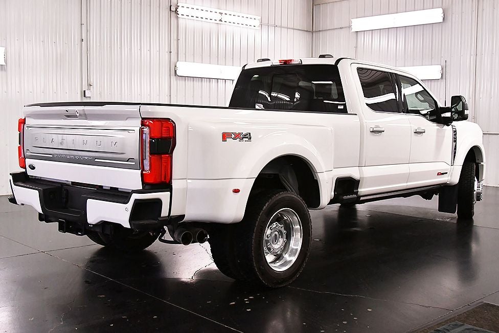2025 Ford F-450SD Platinum DRW