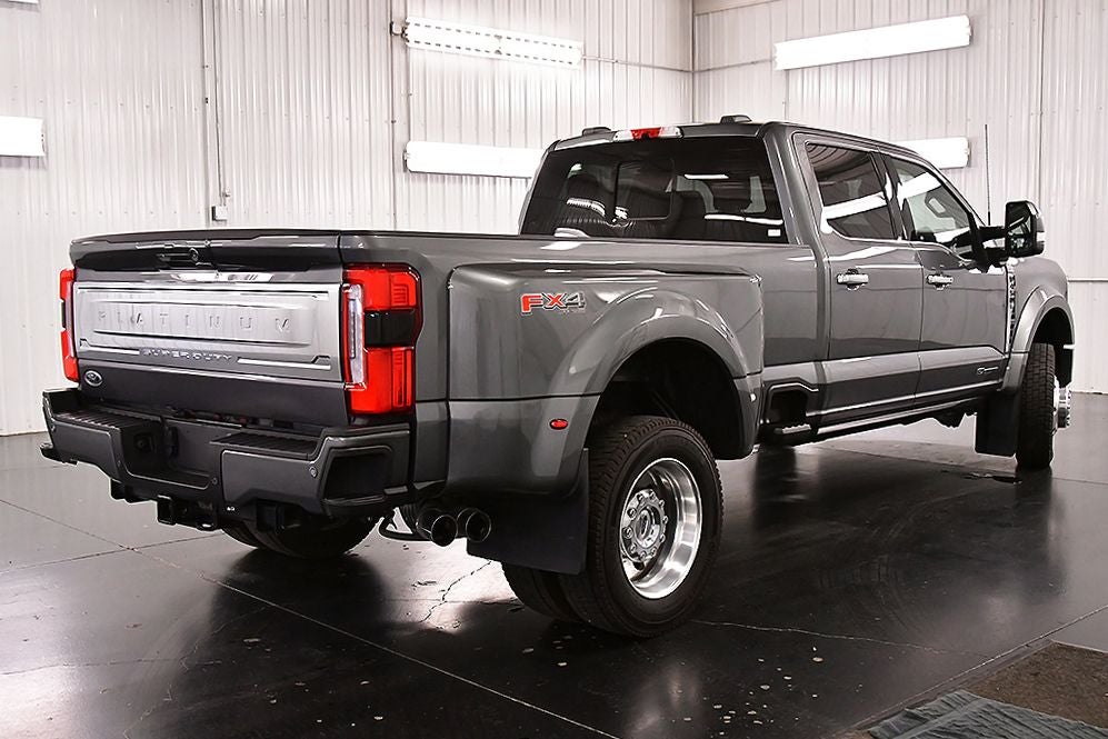2023 Ford F-450SD Platinum DRW