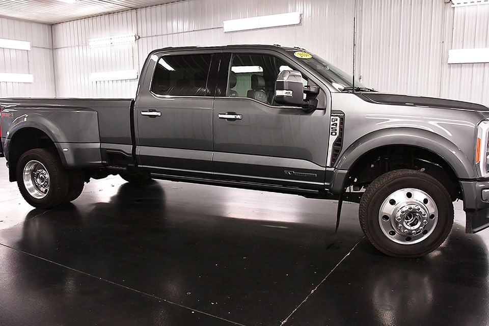 2023 Ford F-450SD Platinum DRW