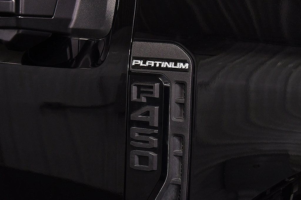 2025 Ford F-450SD Platinum DRW 8' Box