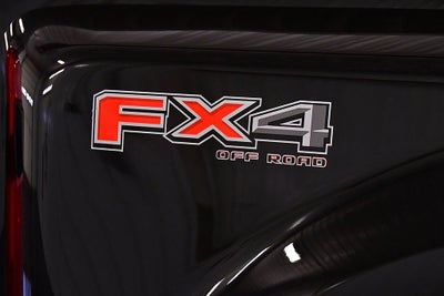 2025 Ford F-450SD Platinum DRW 8' Box