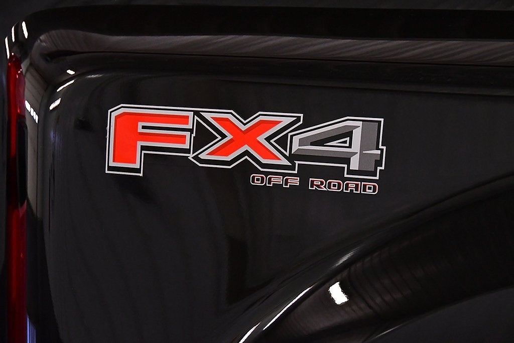 2025 Ford F-450SD Platinum DRW 8' Box