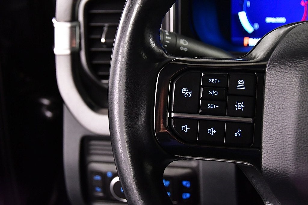 2025 Ford F-450SD Platinum DRW 8' Box