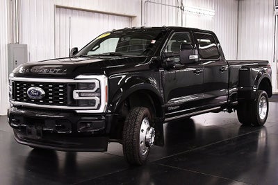 2025 Ford F-450SD Platinum DRW 8' Box