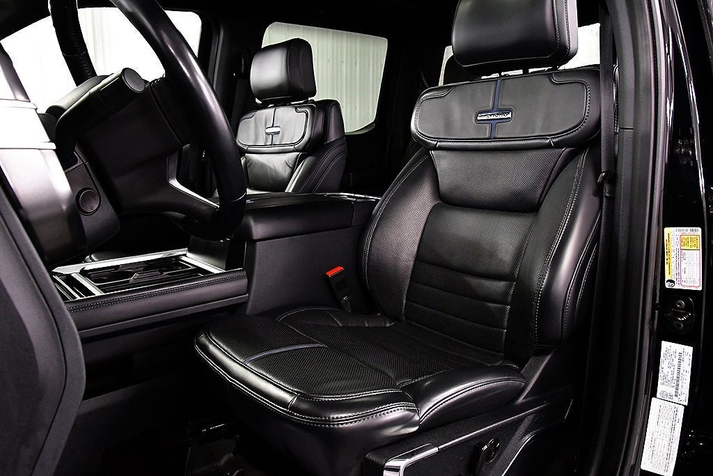 2025 Ford F-450SD Platinum DRW 8' Box